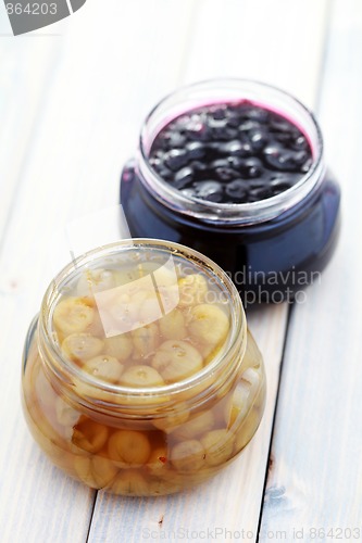 Image of gooseberry and black currant jam
