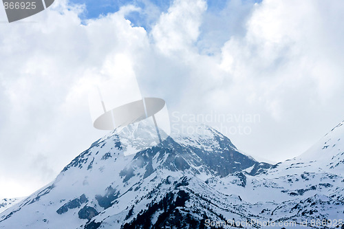 Image of Mountain in fog