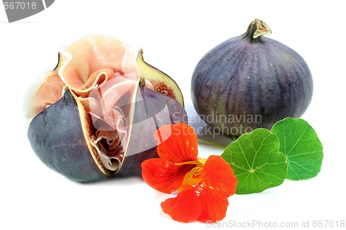 Image of Figs with Serrano ham