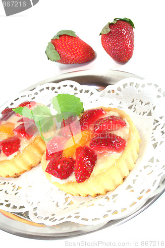 Image of Strawberry tarts with mint