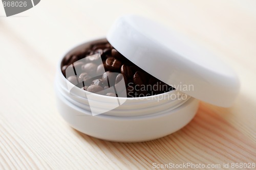 Image of coffee face cream
