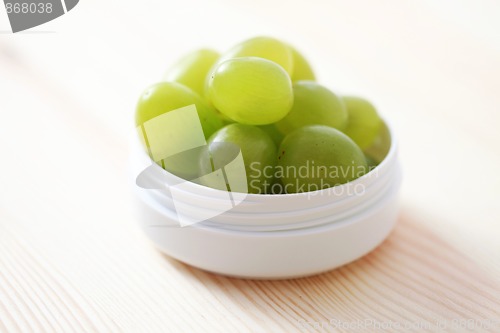 Image of grape face cream