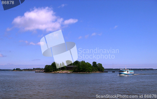 Image of Small island and little ship