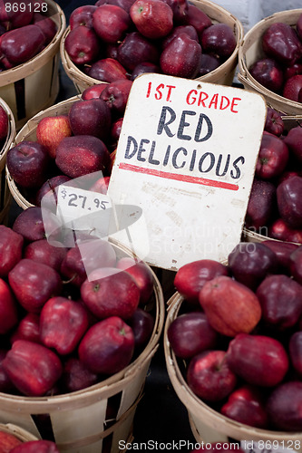 Image of Red Delicious Apples For Sale