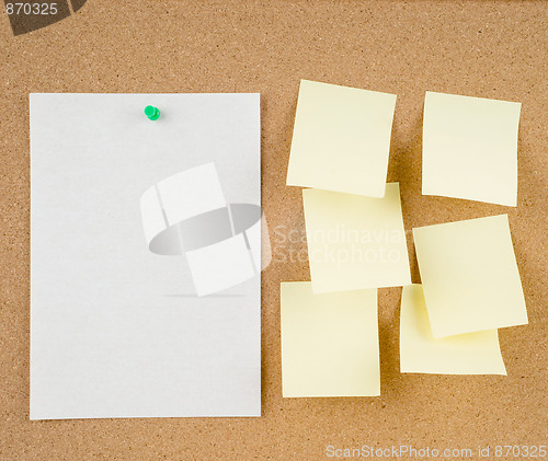 Image of notes on corkboard