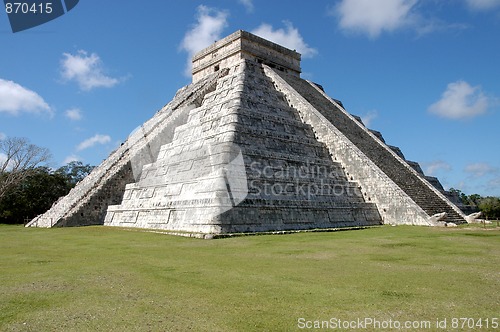 Image of Chichen Itza in Mexico