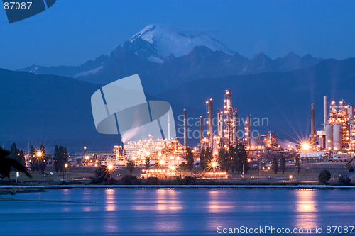 Image of Oil refinery