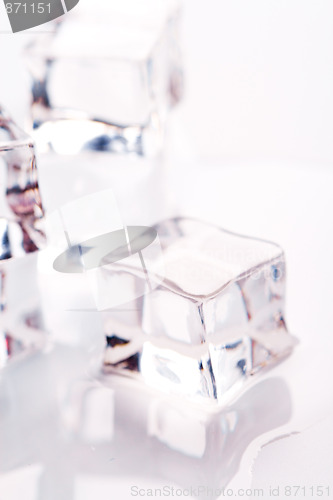Image of  ice cubes