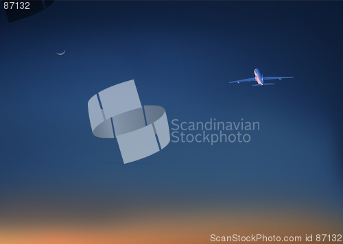 Image of Plane at dusk