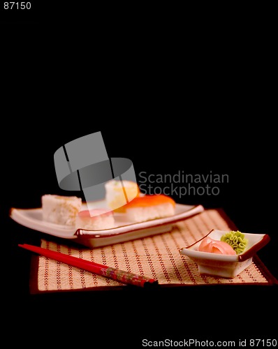 Image of Sushi set and chopsticks 3