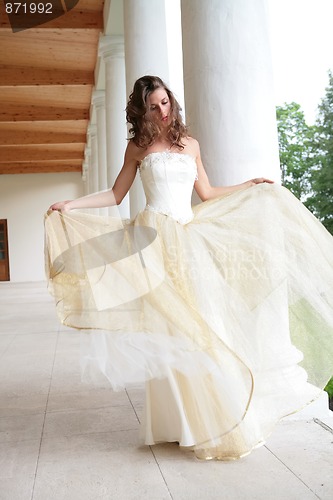 Image of dance of the bride
