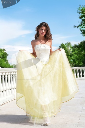 Image of beautiful princess in white-golden gown