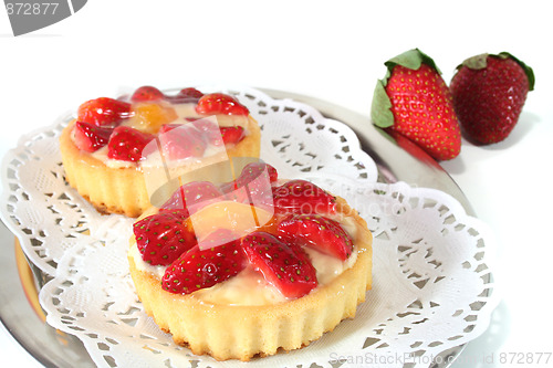 Image of Strawberry tarts with mint