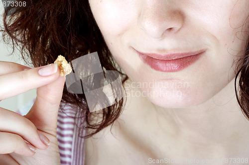 Image of Young people eating milk with cereals
