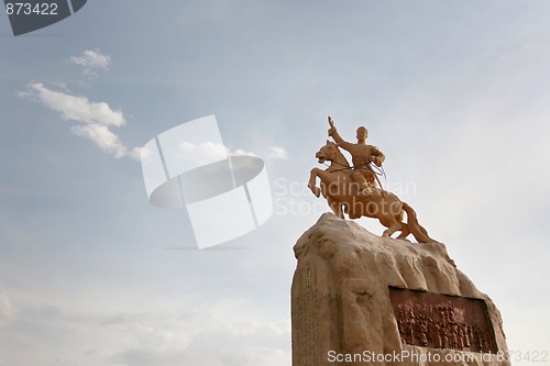 Image of statue of Damdin Sukhbaatar