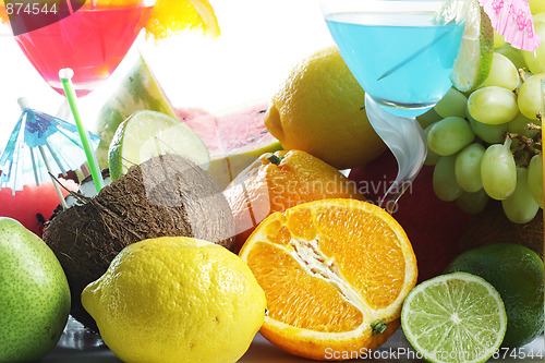 Image of Fruits and cocktails