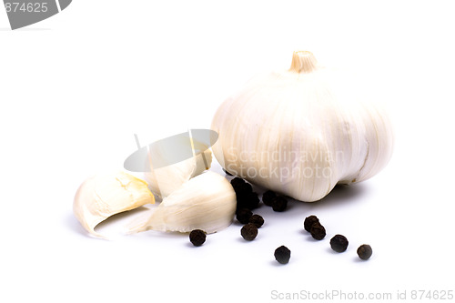 Image of garlic and black pepper