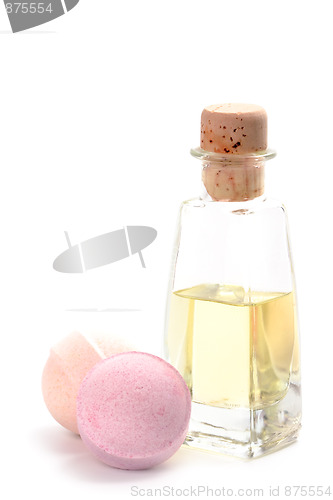 Image of spa oil and bath balls