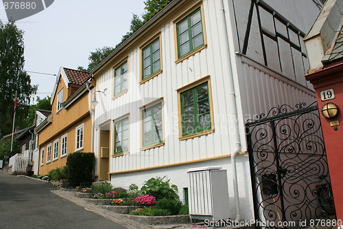 Image of houses on a hill
