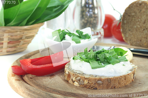 Image of Cottage cheese bread with wild garlic