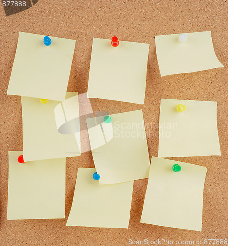 Image of notes on corkboard