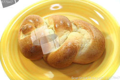 Image of bread pigtail