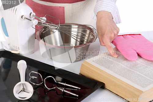 Image of housewife preparing