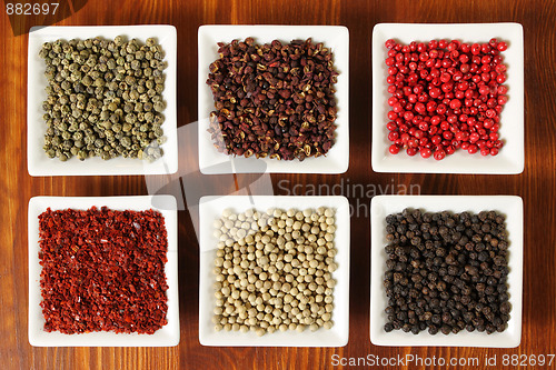 Image of Allspice and other herbs