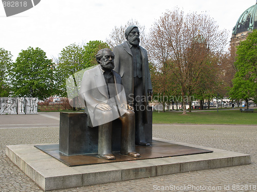 Image of Marx-Engels Forum statue