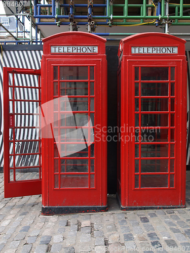 Image of London telephone box