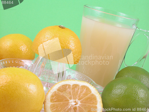 Image of lemons squeezer