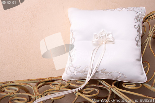 Image of Ring Pillow