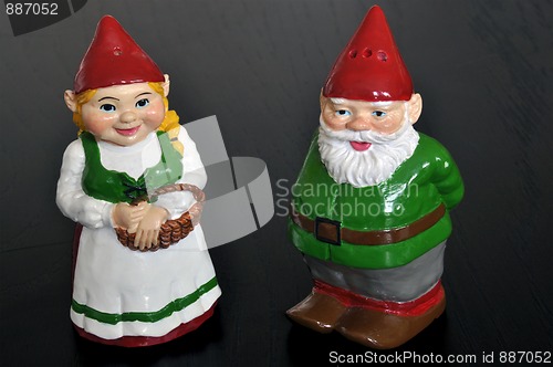 Image of Salt and pepper shaker dwarfs