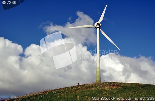 Image of Wind turbine - alternative energy source