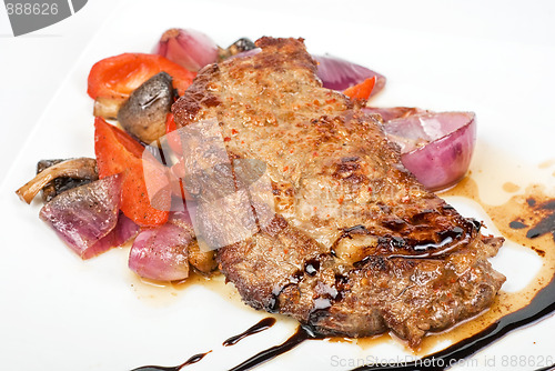 Image of beef steak with vegetable