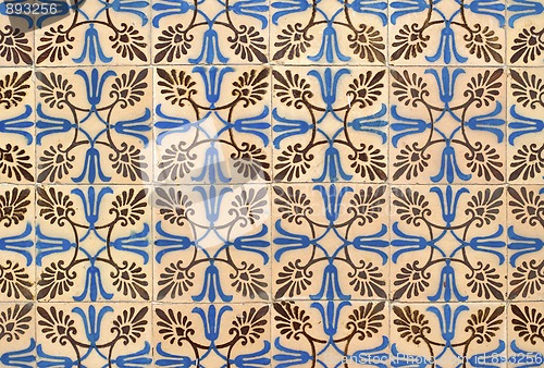 Image of Portuguese glazed tiles 003