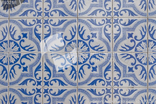 Image of Portuguese glazed tiles 085