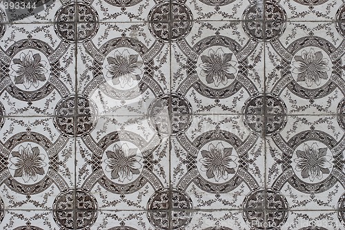 Image of Portuguese glazed tiles 145