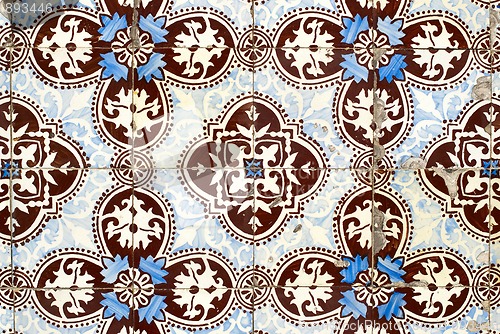 Image of Portuguese glazed tiles 009