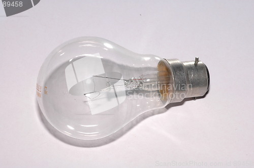 Image of clear light bulb