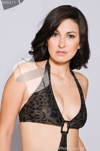 Image of Brunette