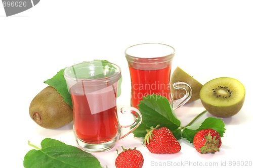 Image of strawberry-kiwi tea