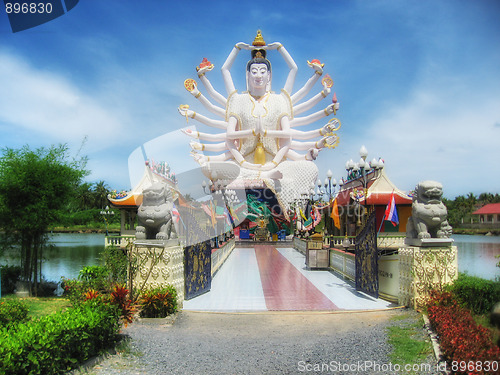 Image of Temple in Koh-Samui, Thailand, August 2007
