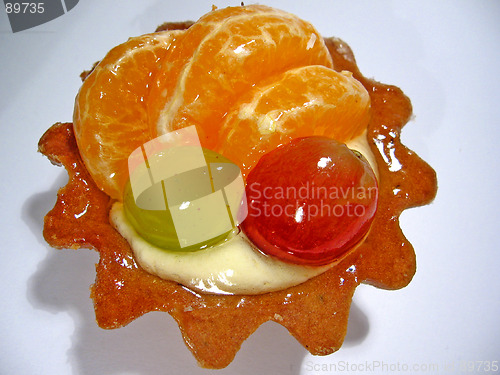 Image of cake mandarine and grape