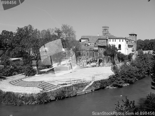 Image of Tiber Island in Rome