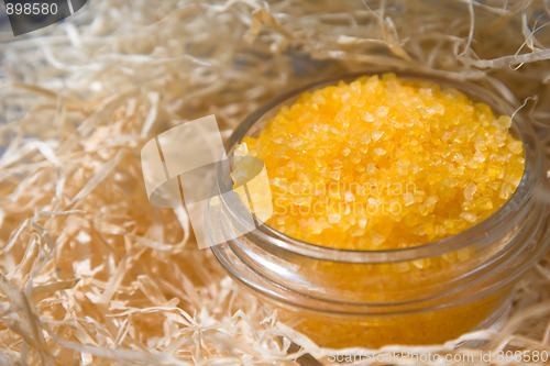 Image of Yellow sea salt bath