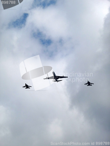 Image of Nimrod At The 2010 Queens Royal Flypast