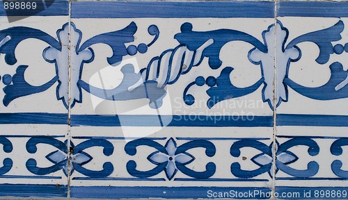 Image of Portuguese glazed tiles 211