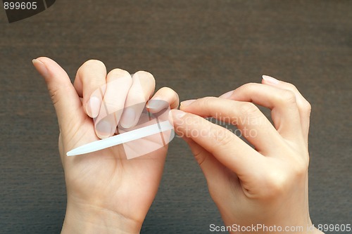 Image of Filing nails