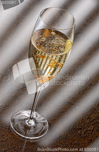 Image of Molecular Champagne